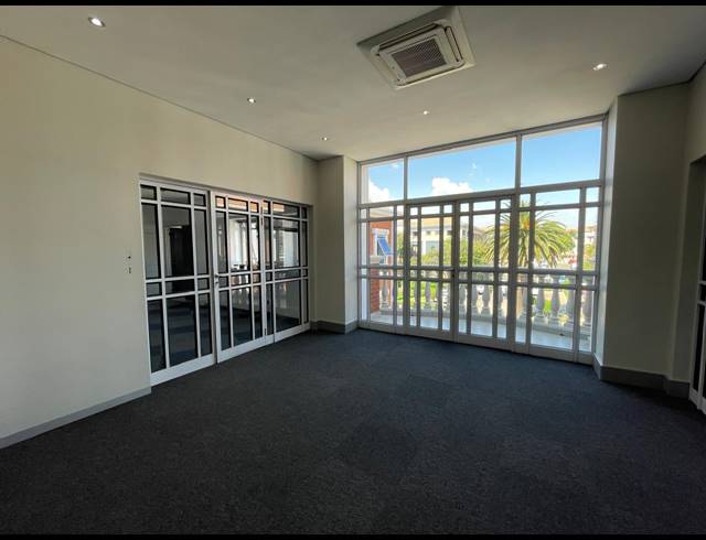 205.60M² OFFICE TO LET IN RIVONIA